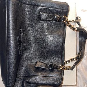 Cute tote by Tory Burch